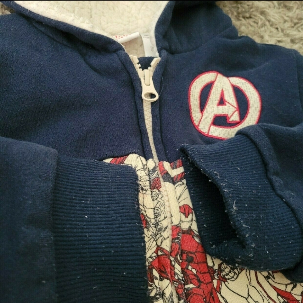 3/$15 Sherpa Lined Marvel Hooded Sweatshirt - Picture 6 of 6